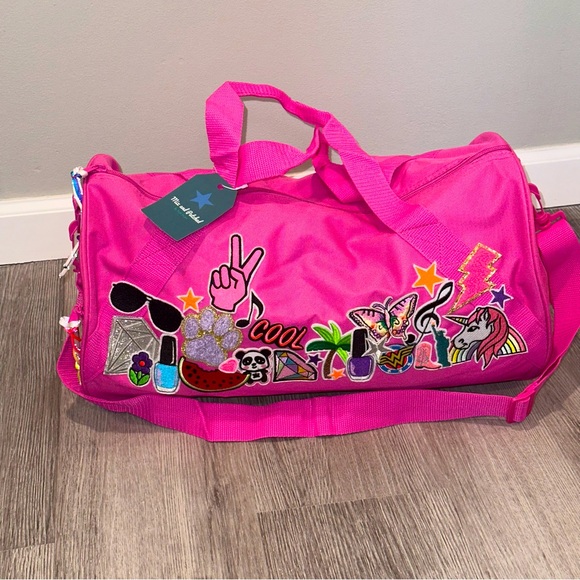 NWT Kids duffle bag with embroidery patches. Pink.